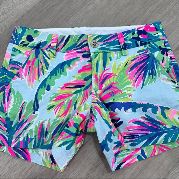 NWOT Lilly Pulitzer 5 inch Callahan shorts in island time multicolor size 2 - Picture 3 of 7